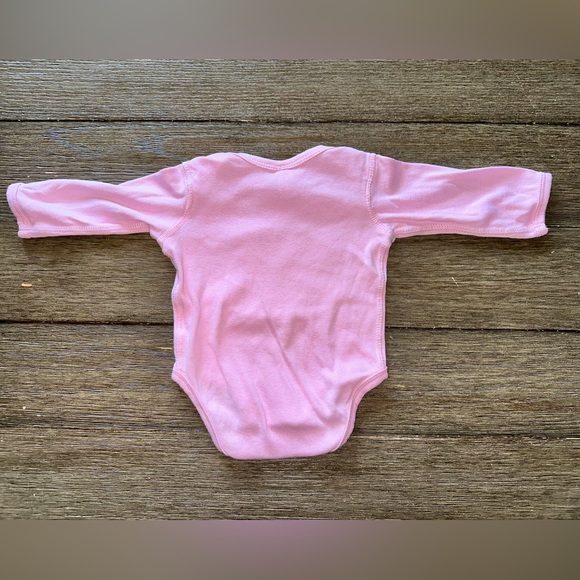 Go Taylor’s Boyfriend - Baby Onesie - 3-6 Months - Taylor Swift/Travis Kelce - Picture 3 of 5